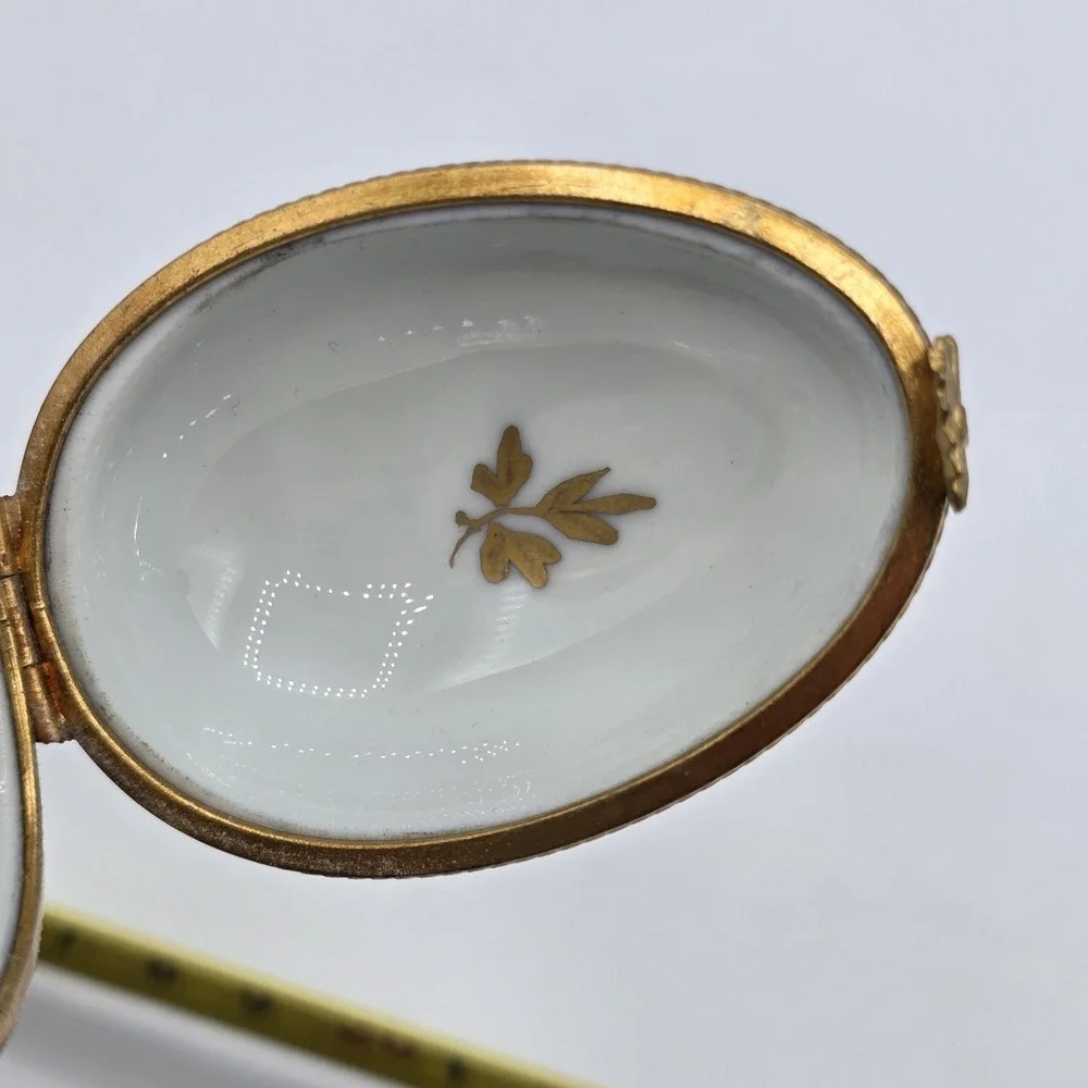 Vtg limoges trinket box La‎ main egg shaped Blue Floral Music Paris Style